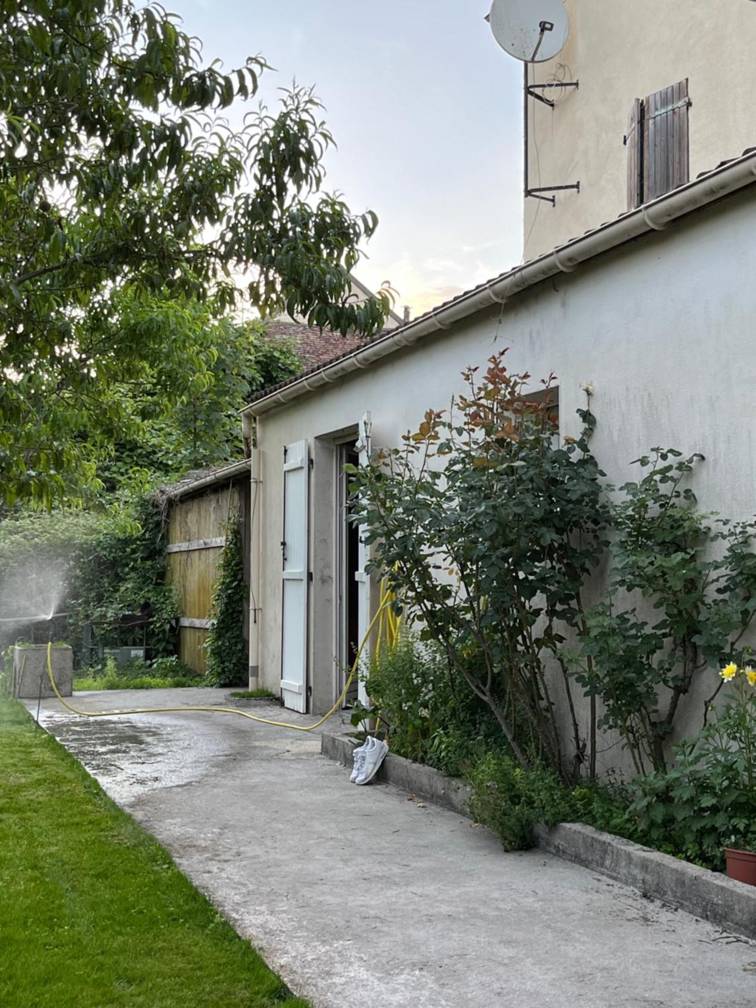 Endroit Charmant Coulommiers Exterior foto